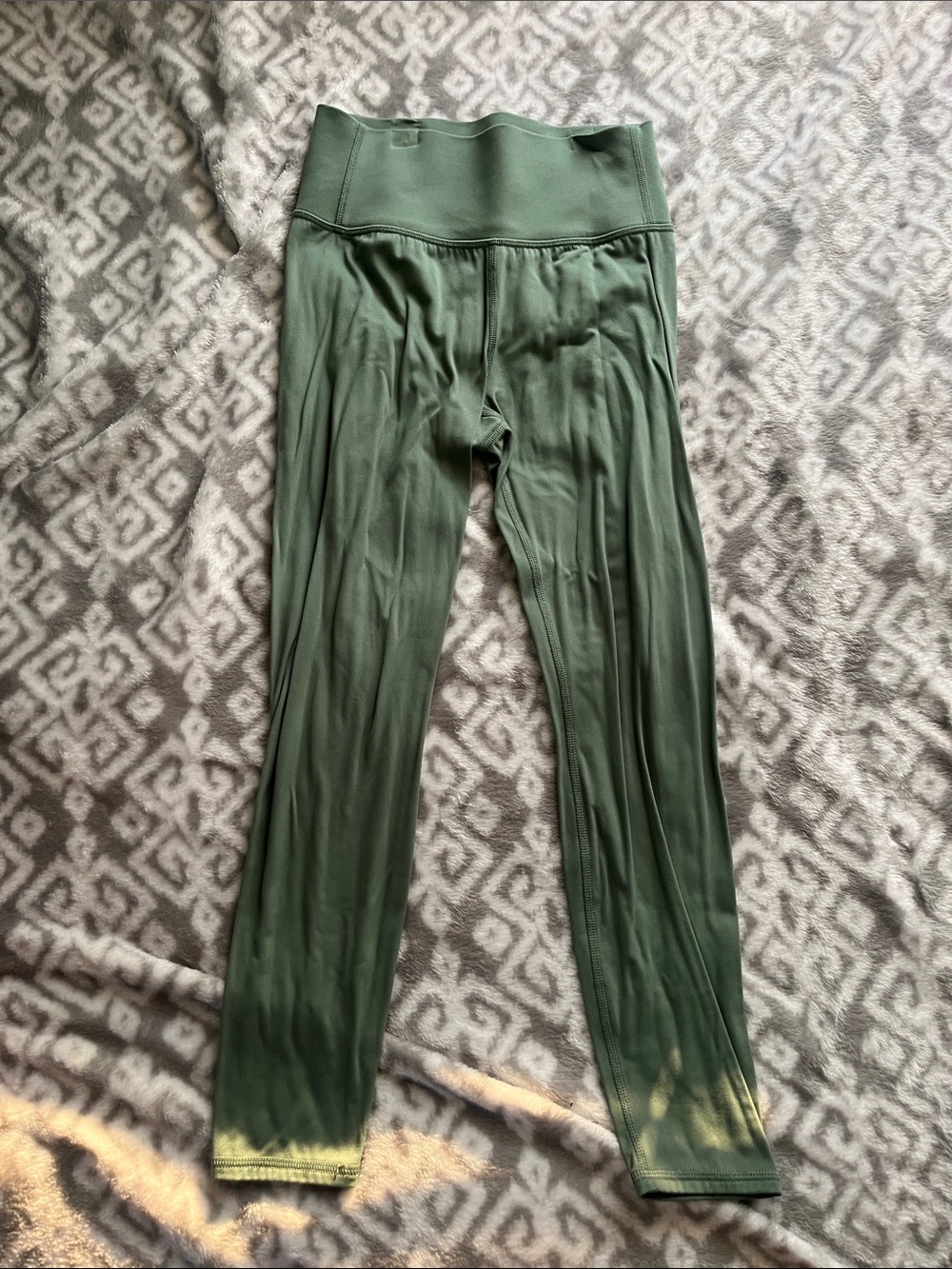 green all in motion fit leggings